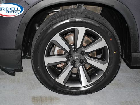 Certified 2023 Honda Pilot Touring image 43