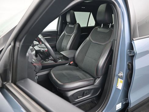 Certified 2025 Ford Explorer ST w/ Sun And Sound Package AWD/4WD image 9