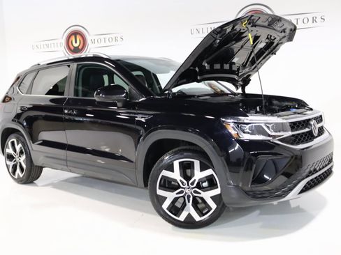 Used 2022 Volkswagen Taos SEL image 33