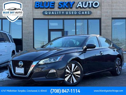 Used 2022 Nissan Altima 2.5 SV image 1