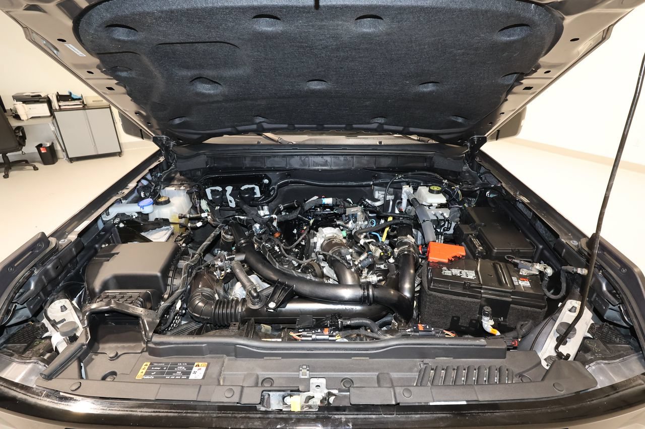 Used 2024 Ford Bronco Wildtrak AWD/4WD image 31