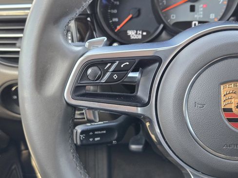 Used 2020 Porsche Macan S image 22