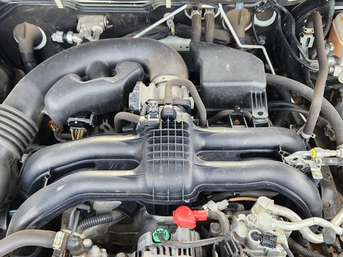 Used 2014 Subaru Legacy 2.5i Limited image 19