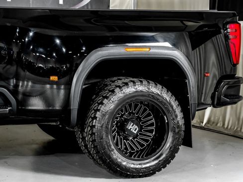 Used 2025 GMC Sierra 3500 Denali w/ Denali Reserve Package AWD/4WD image 14
