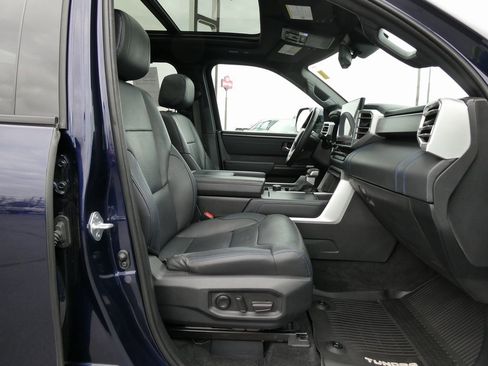 Used 2022 Toyota Tundra Platinum image 16