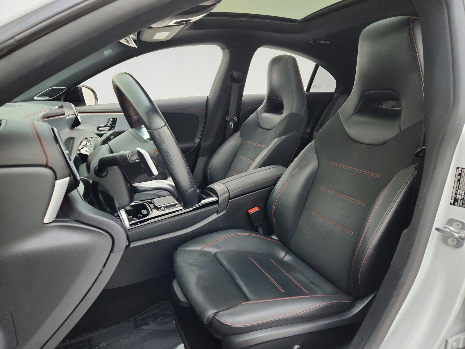 Used 2023 Mercedes-Benz CLA 250 image 17