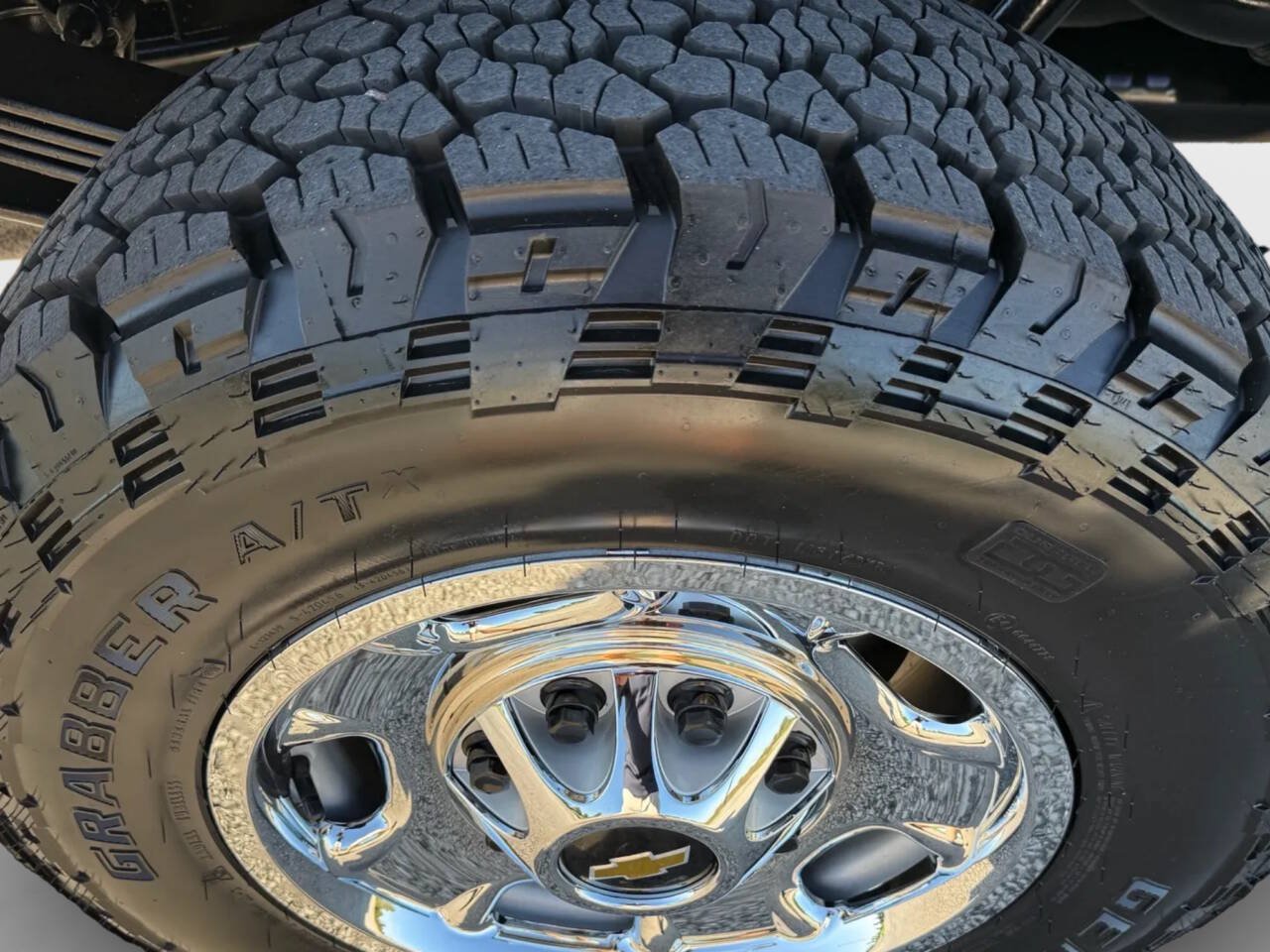 Used 2018 Chevrolet Silverado 2500 W/T AWD/4WD image 18