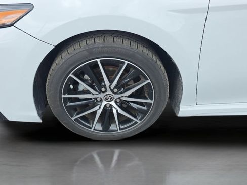 Used 2023 Toyota Camry SE image 33