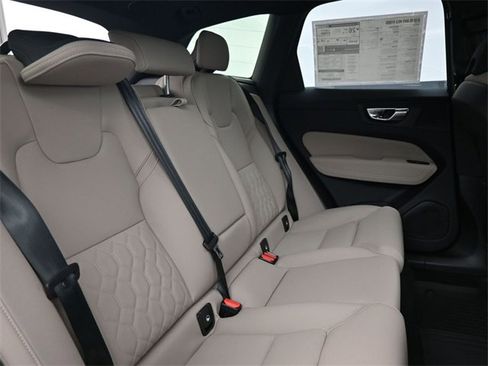 New 2026 Volvo XC60 B5 Plus w/ Protection Package Premier image 34