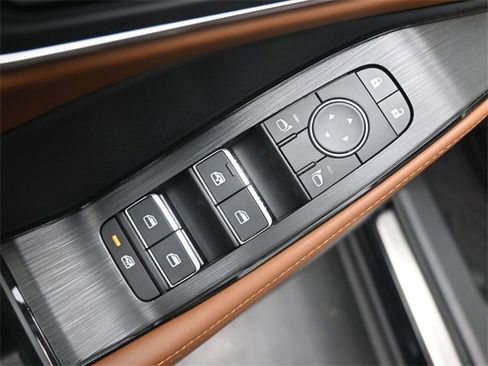 New 2026 Nissan Rogue Platinum w/ Platinum Premium Package image 13