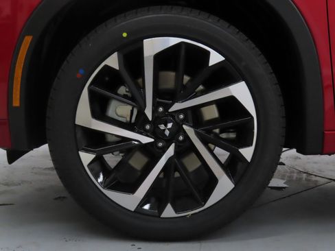 New 2025 Mitsubishi Outlander SEL image 27