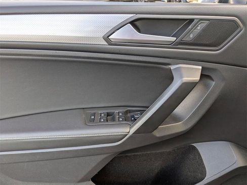 Used 2024 Volkswagen Tiguan S image 14