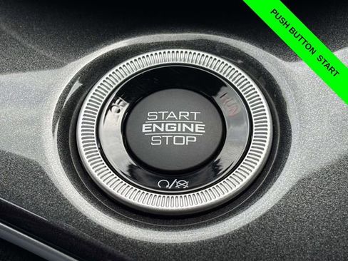 Used 2023 Jeep Grand Cherokee Altitude AWD/4WD image 16