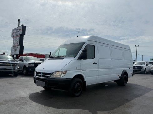 Used 2006 Dodge Sprinter 3500 w/ Cargo Group I image 2