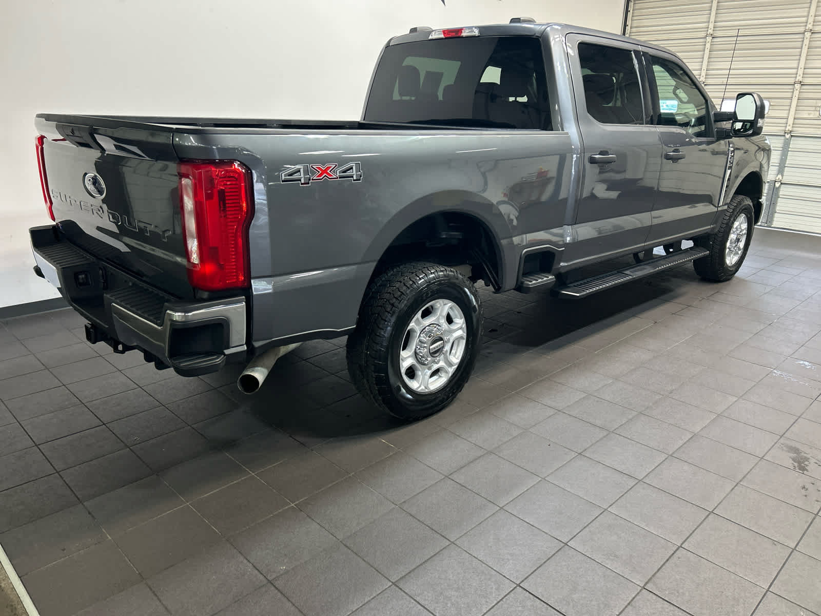 Used 2025 Ford F250 XLT AWD/4WD image 5
