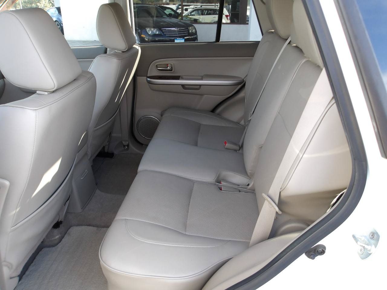 Used 2012 Suzuki Grand Vitara Limited AWD/4WD image 10