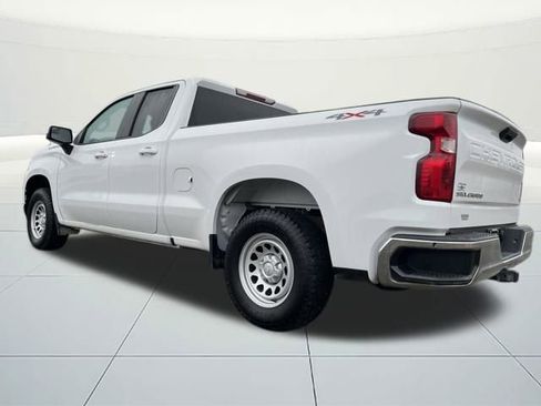 Used 2020 Chevrolet Silverado 1500 LT w/ Trailering Package image 3