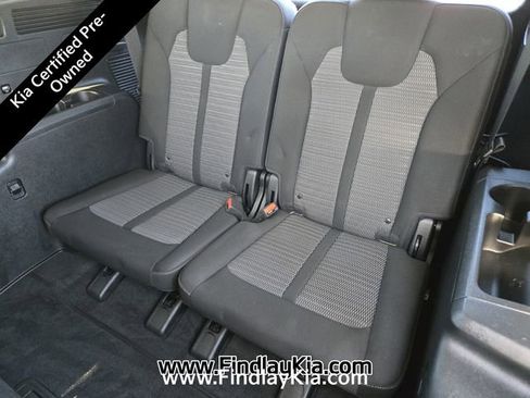 Certified 2023 Kia Sorento LX image 17