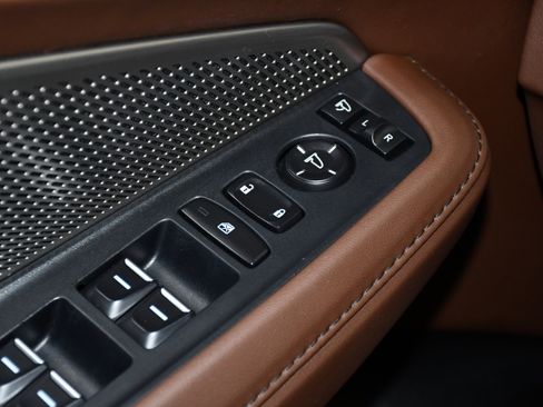 Certified 2024 Acura MDX SH-AWD w/ Technology Package image 33