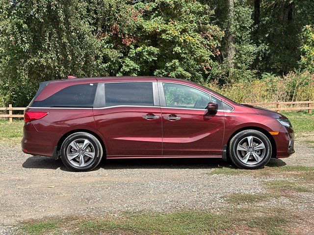 Used 2018 Honda Odyssey Touring image 4