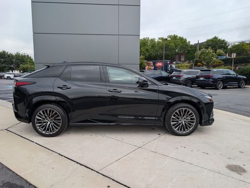 Used 2023 Lexus RZ 450e Premium w/ Accessory Package (Z1) AWD/4WD image 2