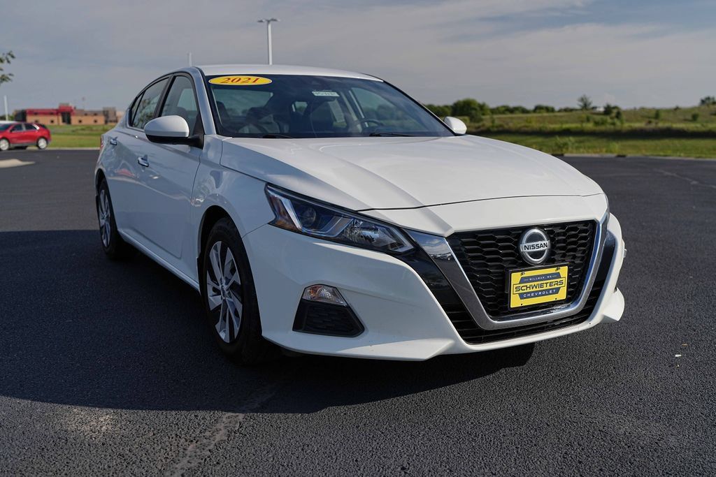 Used 2021 Nissan Altima 2.5 S w/ Driver Assist Package FWD image 4