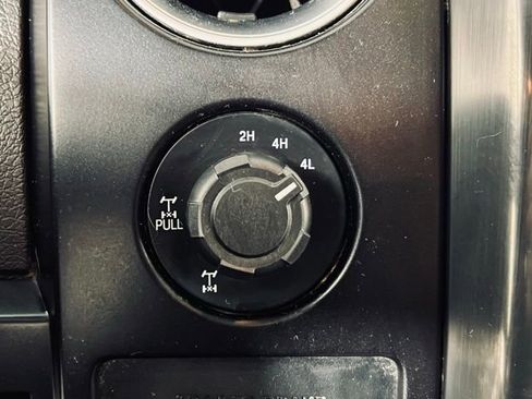 Used 2014 Ford F150 FX4 w/ Equipment Group 402A Luxury AWD/4WD image 25