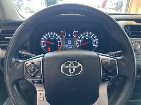 Used 2019 Toyota 4Runner SR5 Premium AWD/4WD image 18