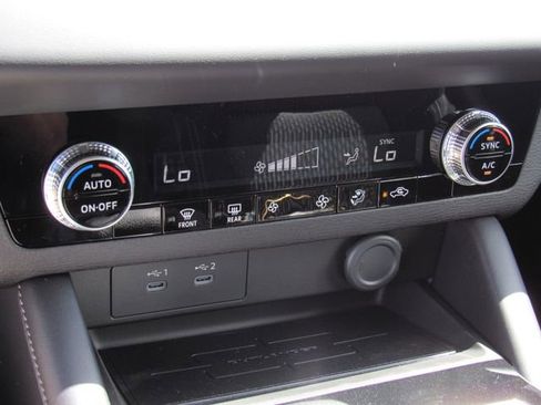 New 2026 Mitsubishi Outlander ES FWD image 26