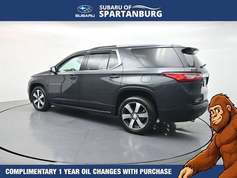 Used 2018 Chevrolet Traverse LT FWD image 6