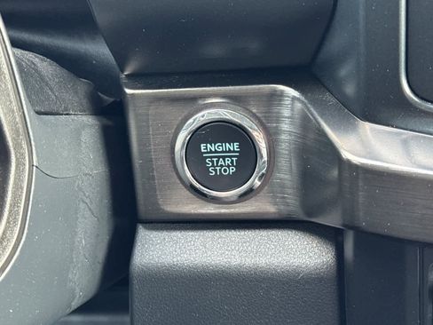 Certified 2024 Ford F250 Lariat w/ Chrome Package image 22