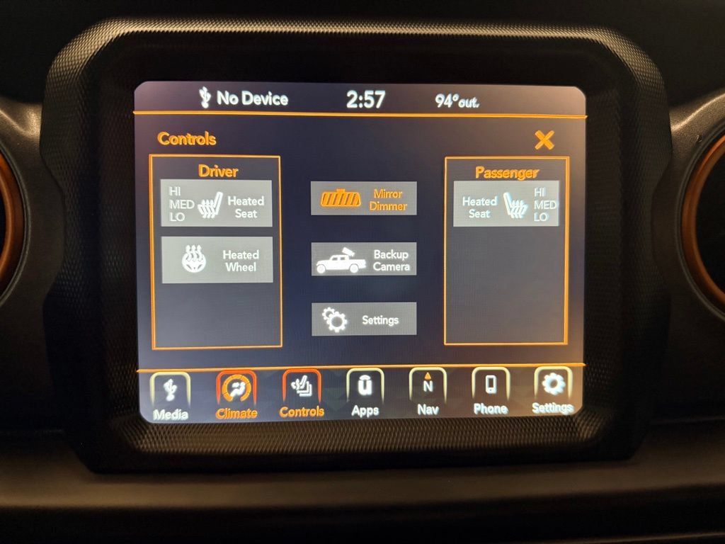 Used 2023 Jeep Gladiator Mojave w/ LED Lighting Group AWD/4WD image 21
