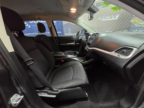 Used 2015 Dodge Journey FWD image 22