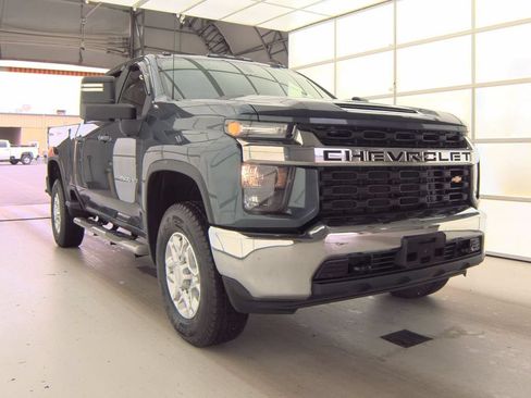 Used 2020 Chevrolet Silverado 2500 LT w/ Snow Plow Prep/Camper Package AWD/4WD image 1
