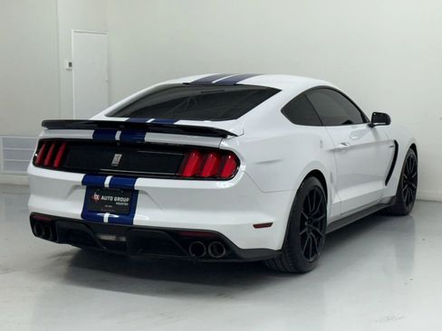 Used 2017 Ford Mustang Shelby GT350 image 32