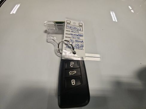 Used 2019 Volkswagen Jetta SEL Premium FWD image 33