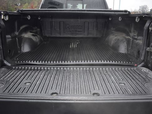 Used 2020 RAM 1500 Laramie image 29