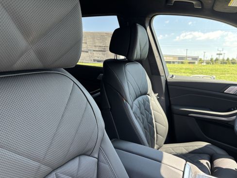 New 2027 BMW X7 xDrive40i w/ Executive Package AWD/4WD image 21