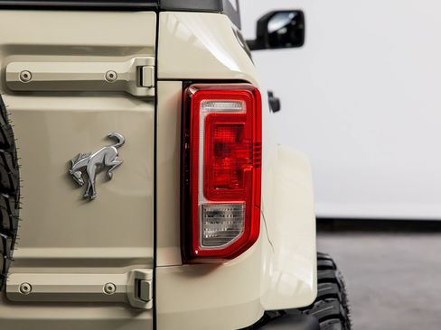 Used 2025 Ford Bronco Big Bend image 19