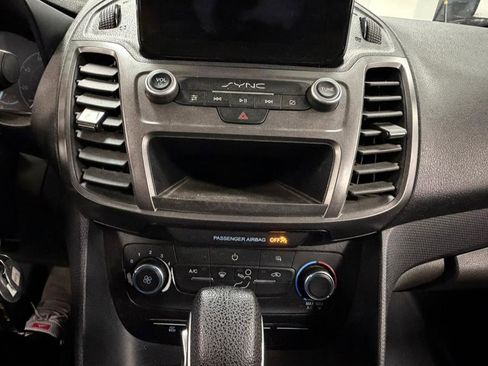 Used 2020 Ford Transit Connect XL image 41