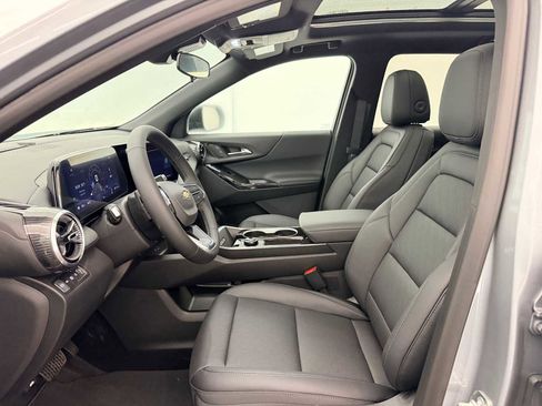 New 2026 Chevrolet Equinox LT image 16