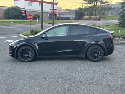 Used 2020 Tesla Model Y Long Range AWD/4WD image 4
