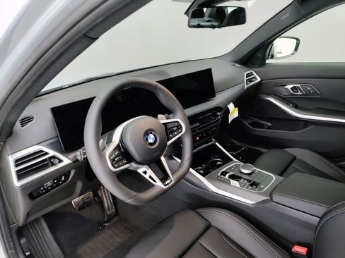 New 2026 BMW 330i Sedan w/ M Sport Package image 2
