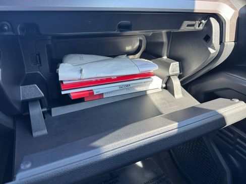 Used 2025 Toyota Tacoma SR5 image 26