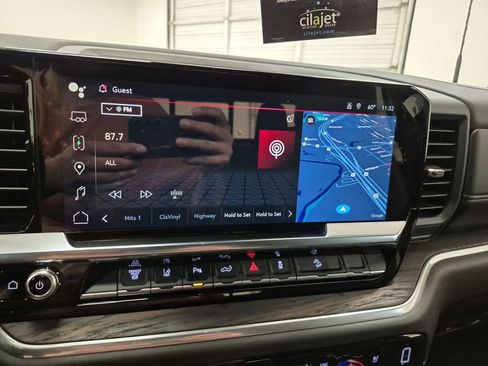 New 2026 GMC Sierra 2500 SLT image 13