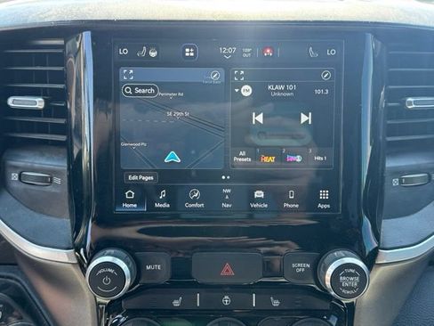 Used 2023 RAM 1500 Big Horn AWD/4WD image 18