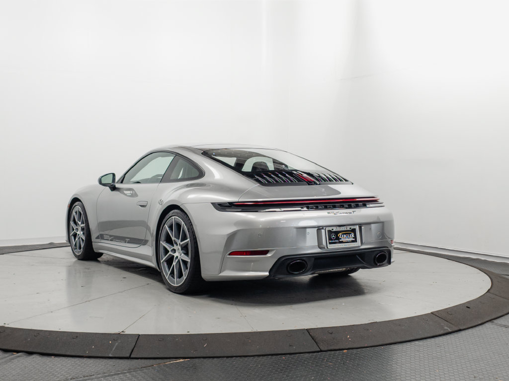 Used 2026 Porsche 911 Carrera T RWD image 23