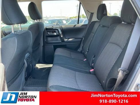 Used 2019 Toyota 4Runner TRD Off-Road AWD/4WD image 12