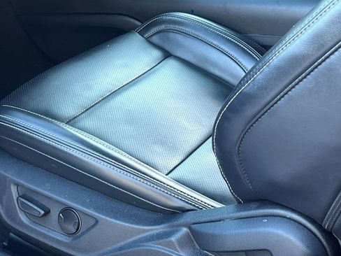 Used 2024 Ford Mustang Premium image 15