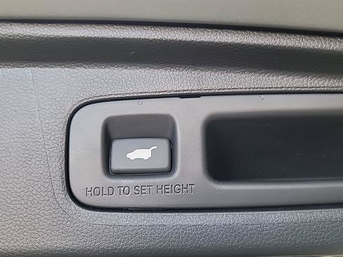 Used 2025 Honda CR-V Sport-L image 8